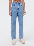 Niebieskie jeansy mom z efektem sprania - niebieski - CROPP - small2