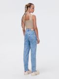 Niebieskie jeansy mom z efektem sprania - niebieski - CROPP - small3