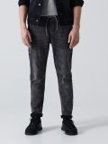 Jeans im Carrot-Fit mit Wascheffekt - Grau - CROPP - small1