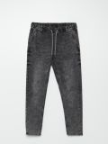 Jeans im Carrot-Fit mit Wascheffekt - Grau - CROPP - small4