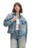 Oversize jakna iz džinsa Kuromi - modra - CROPP - small1