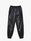 Czarne joggery z imitacji skóry - czarny - CROPP - small4