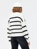 Sweter w paski - kremowy - CROPP - small3