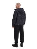 Wzorzysta kurtka z kapturem - czarny - CROPP - small4