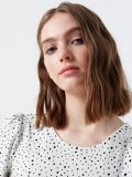 Rochie cu crăpătură laterală - crem - CROPP - small2