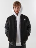 Czarna bomberka Punisher - czarny - CROPP - small6