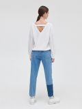 Pulover cu decolteu în V - alb - CROPP - small3