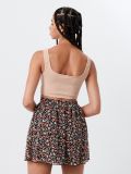 Кроп топ із трикотажу в рубчик - нюдовий - CROPP - small3