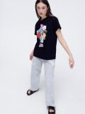 Czarny t-shirt z motywem BT21 - czarny - CROPP - small1