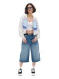 Krótka biała bluza z motylem - biały - CROPP - small2