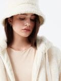 Плюшева куртка з каптуром - бежевий - CROPP - small3