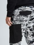 Wzorzyste spodnie cargo kolekcja MGNG x CROPP - biały - CROPP - small4