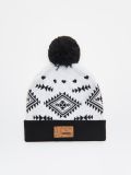 Wzorzysta czapka z pomponem - biały - CROPP - small1