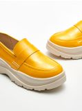 Półbuty slip on - żółty - CROPP - small2