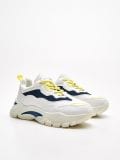 Sneakersy na grubej podeszwie - biały - CROPP - small3