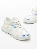 Sneakers with hologram inserts - Weiß - CROPP - small2