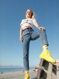 Mom jeans z paskiem - niebieski - CROPP - small1