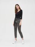 Mom jeans z paskiem - czarny - CROPP - small1