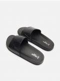Papuci de casă cu motiv de piele de crocodil - negru - CROPP - small2