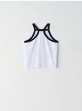 Crop top z dekoltem halter - biały - CROPP - small7