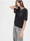 Koszulka z cekinowymi gwiazdkami - czarny - CROPP - small3