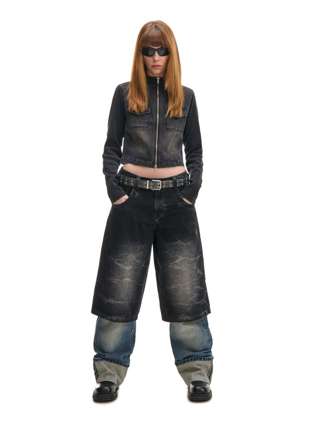 Jasnoniebieskie jeansowe bermudy z efektem sprania - CROPP