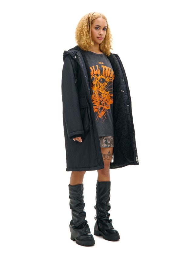 Czarna parka z kapturem - CROPP - 012AR-99X