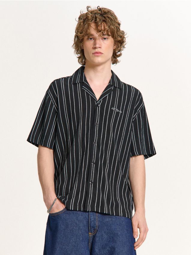 Cămașă din viscoză Kuromi Culoare negru - CROPP - 273DE-99X