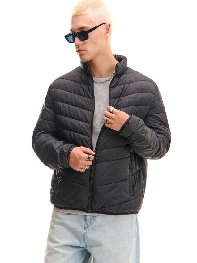 Sportowa czarna kurtka ze stójką - CROPP - 148FN-99X