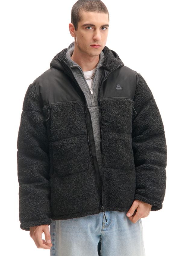 Czarna kurtka sherpa - CROPP - 167FN-99X