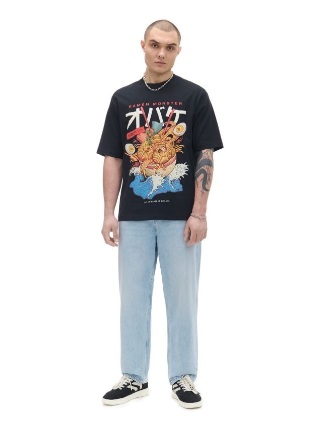 Czarna koszulka z nadrukiem - CROPP - 2394Z-99X