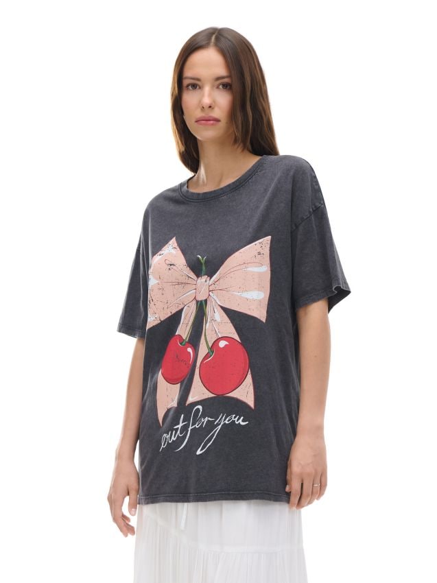 K-Solo-Your Mom's In My Business プロモオンリー Kremowa koszulka oversize z aplikacją i nadrukami - HOUSE