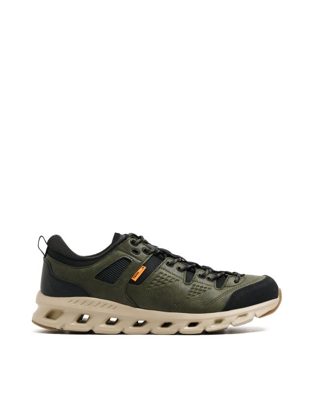 Beżowe sneakersy z imitacji zamszu - CROPP - 365FZ-33X