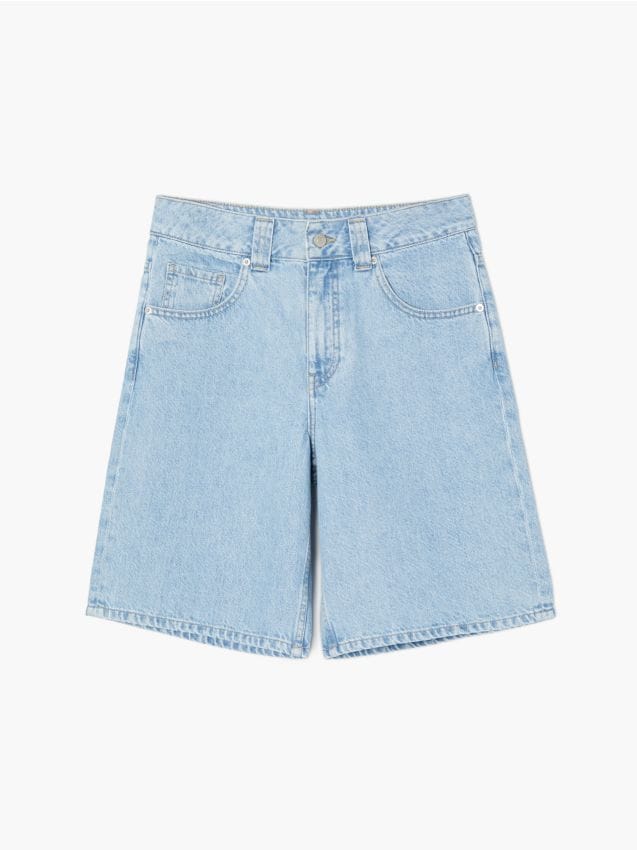 Jasnoniebieskie jeansowe szorty jorts basic