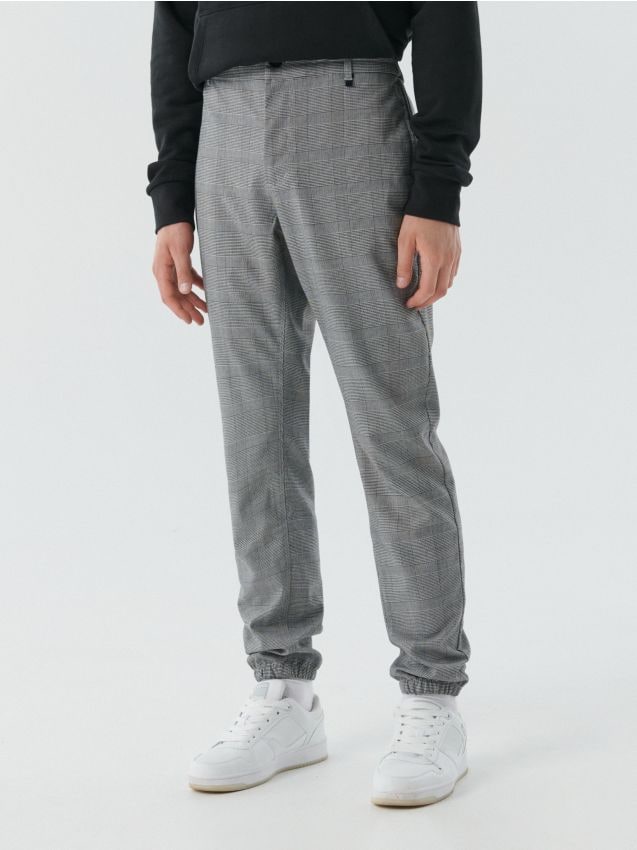 Spodnie męskie streetwear | Kup online w Cropp!