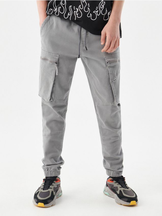 Spodnie męskie streetwear | Kup online w Cropp!