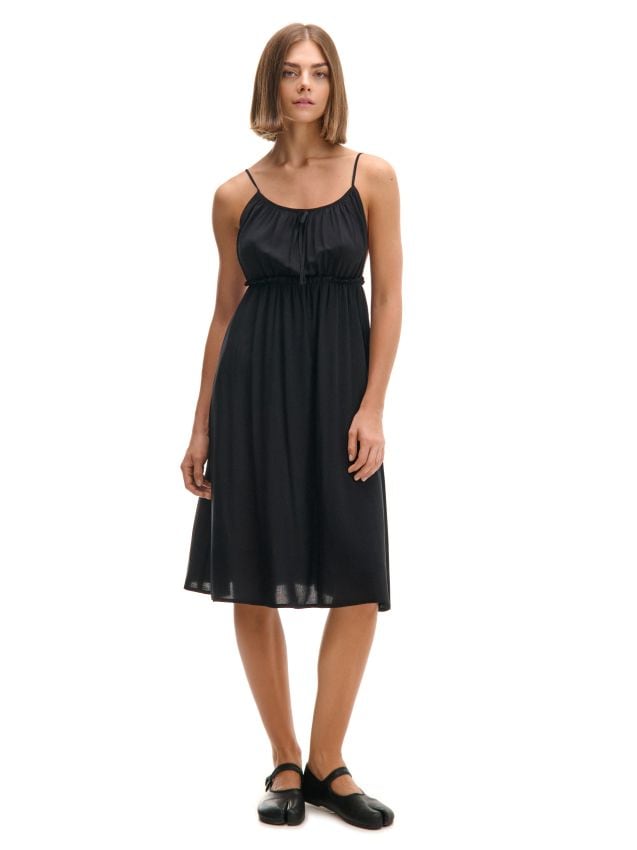 Czarna sukienka z ozdobnymi wiązaniami - CROPP - 596CT-99X