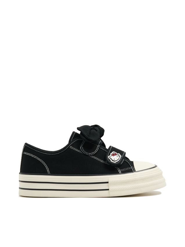 Trampki z kokardą i naszywką Hello Kitty - CROPP - 680DC-99X