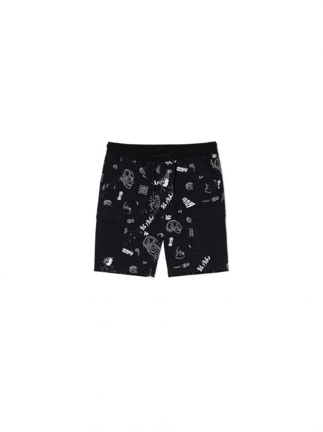Czarne szorty cargo z printem - CROPP - 8267Y-99X