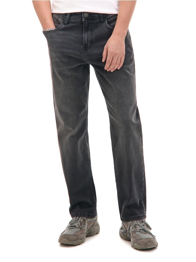Vaqueros clasicos de hombre Cropp